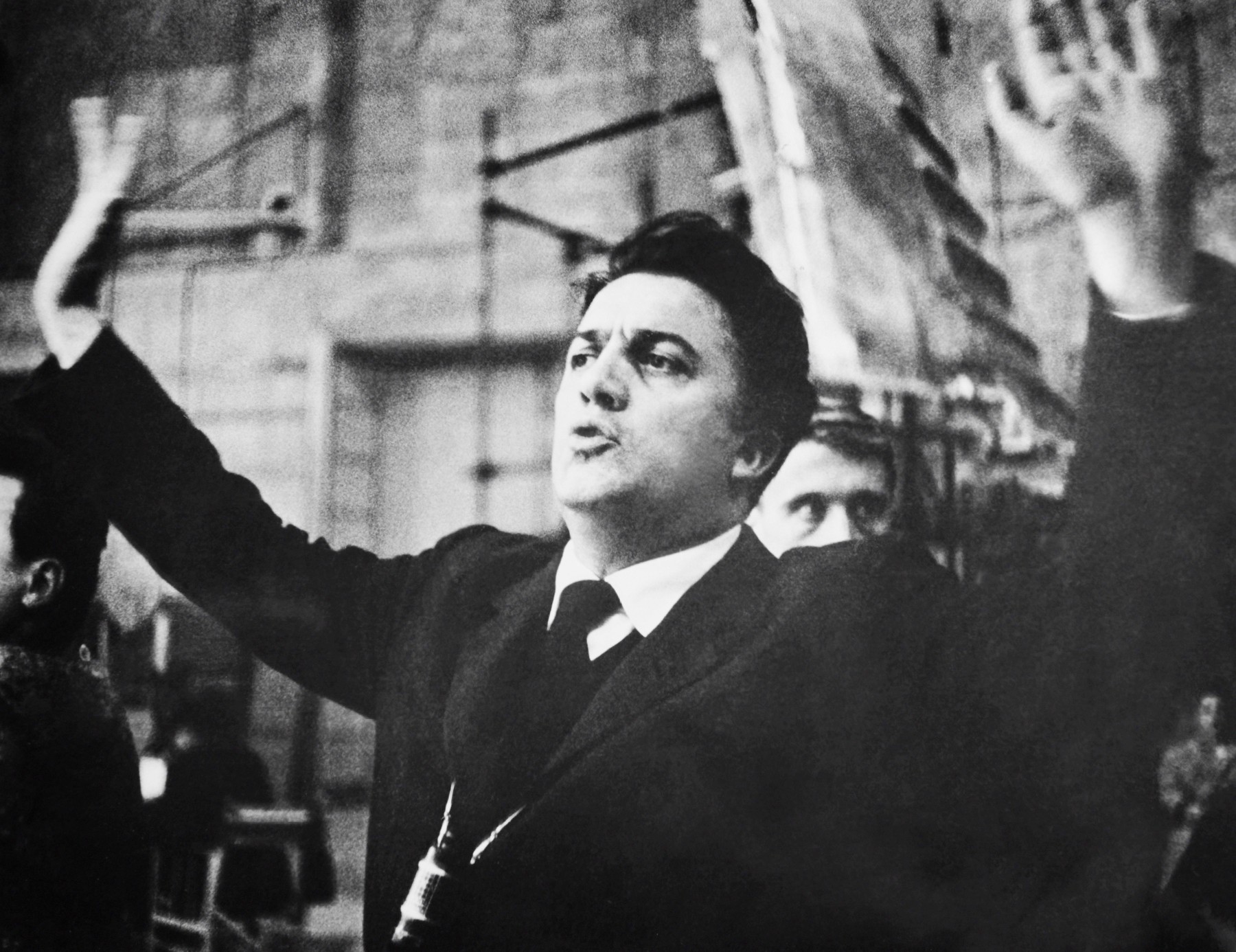 Federico Fellini na setu 1960. godine