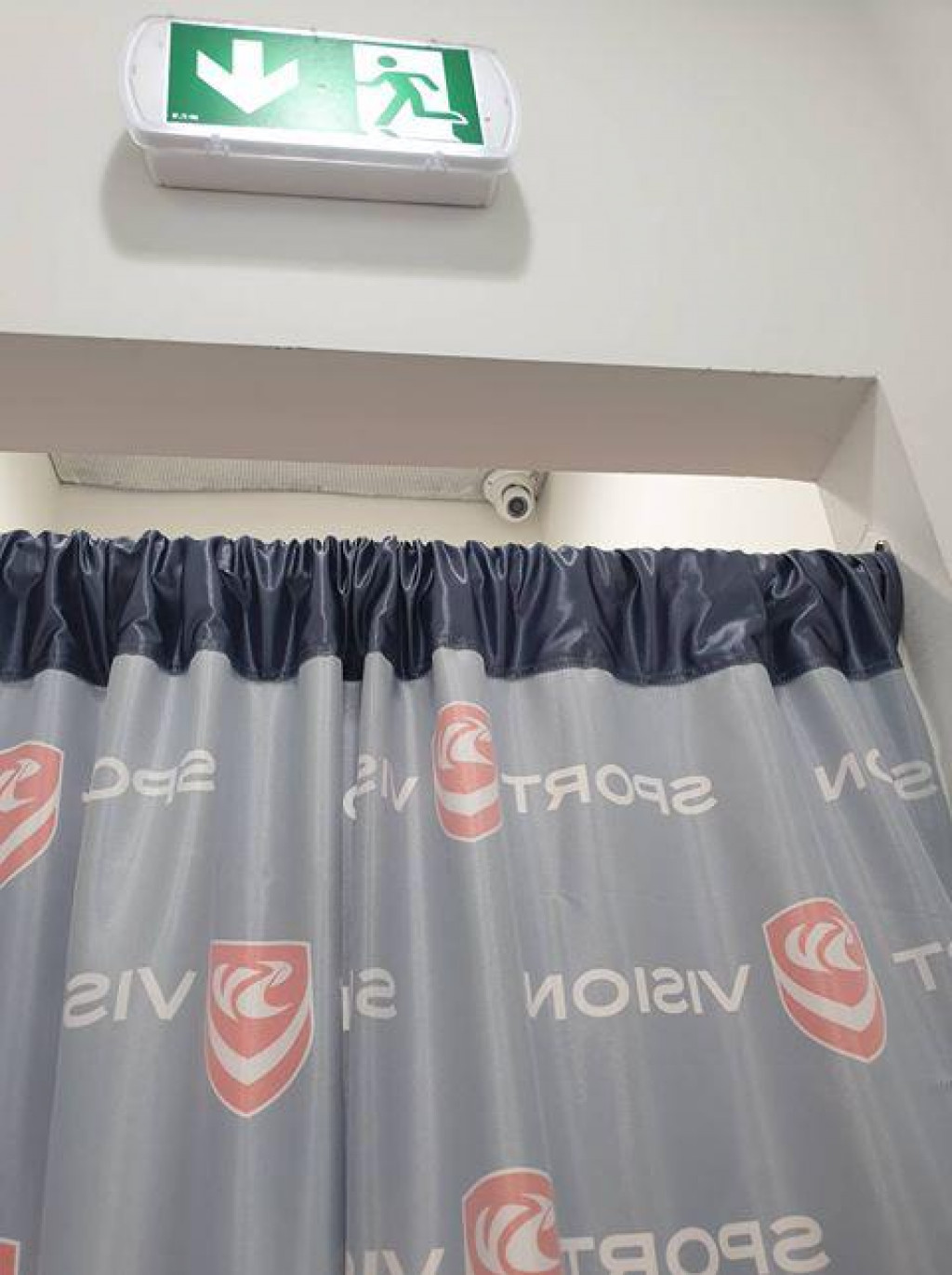Kamera u trgovini Sport Vision u Zadru iz kuta kupca