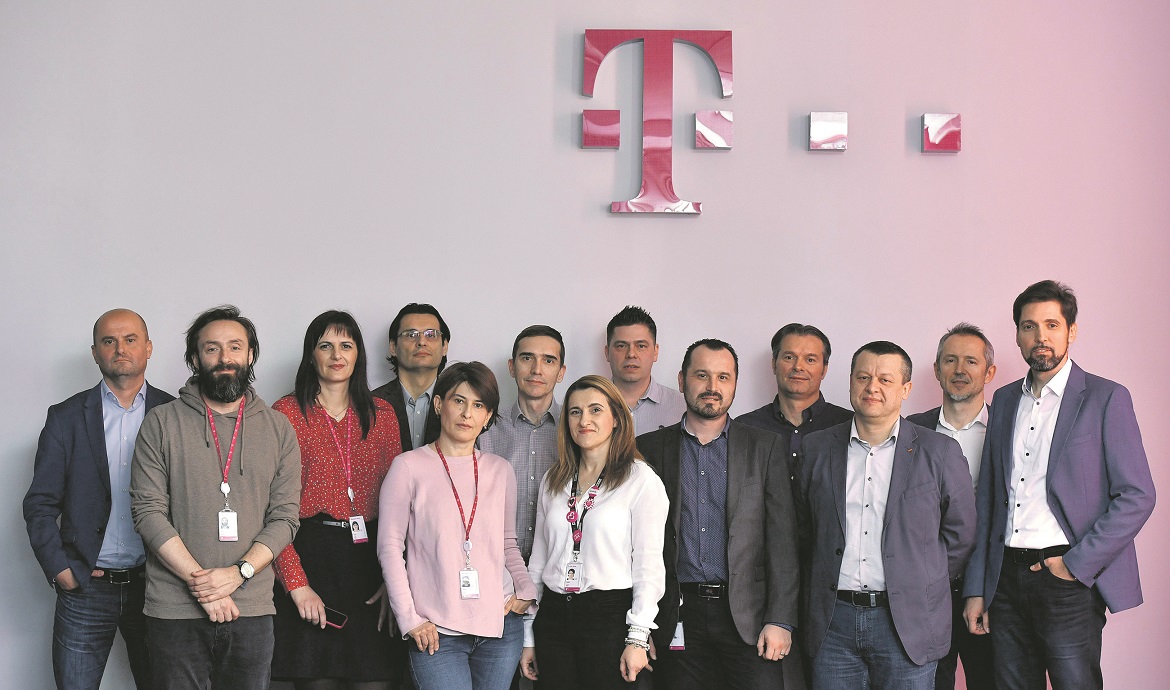 Hrvoje Jerković, Boris Drilo, Tanja Goja, Željko Hranilović, Nataša Malić, Nenad Kavšek, Ružica Gajić, Željko Borbaš, Ivan Perlić, Ivo Milat, Goran Toplek, Denis Papac, Ivan Uremović