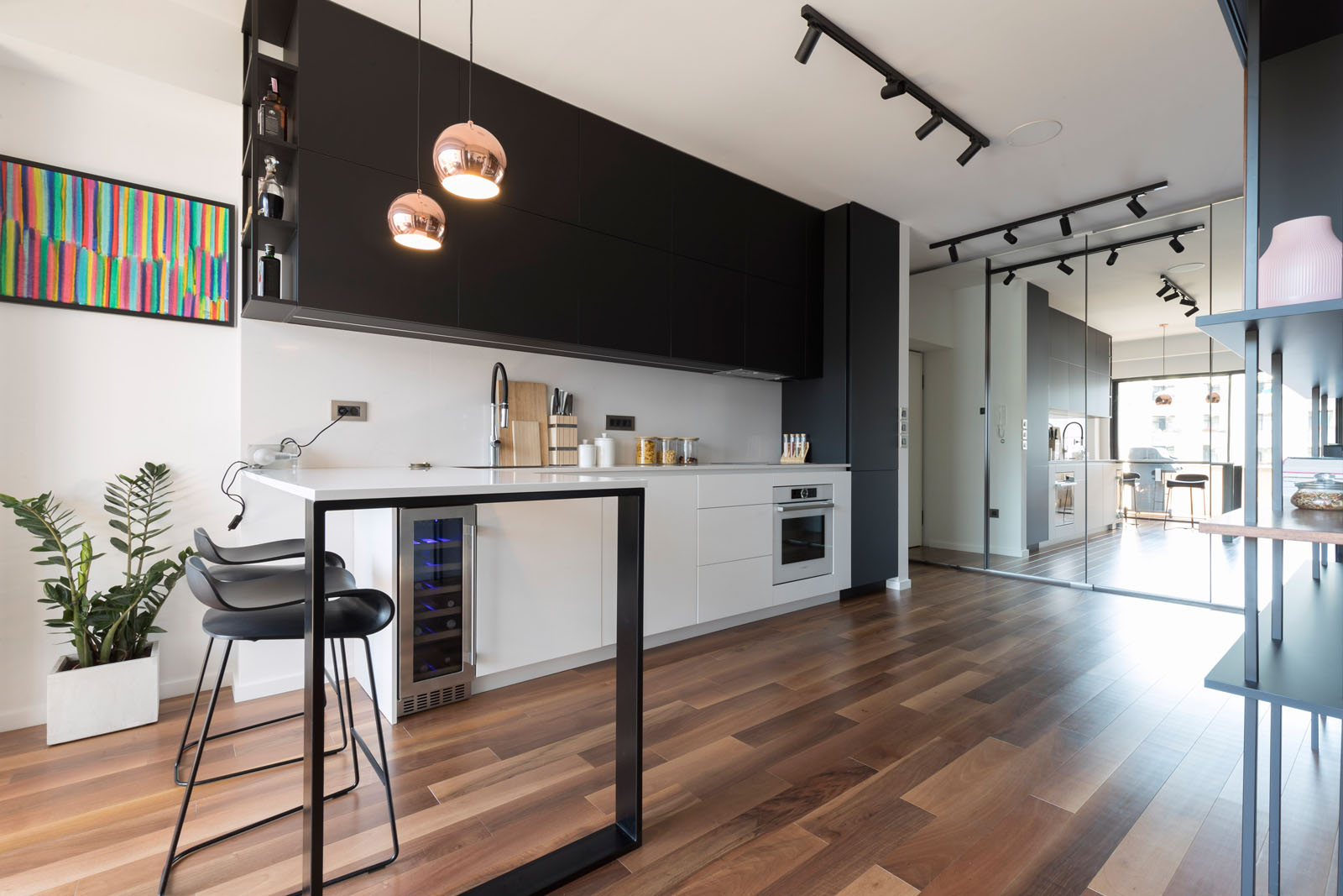 Elegancija i minimalizam u stanu u Zagrebu (7)