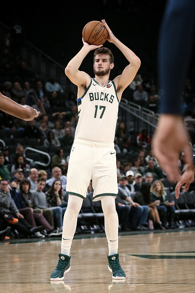 gettyimages-1180330231-594x594