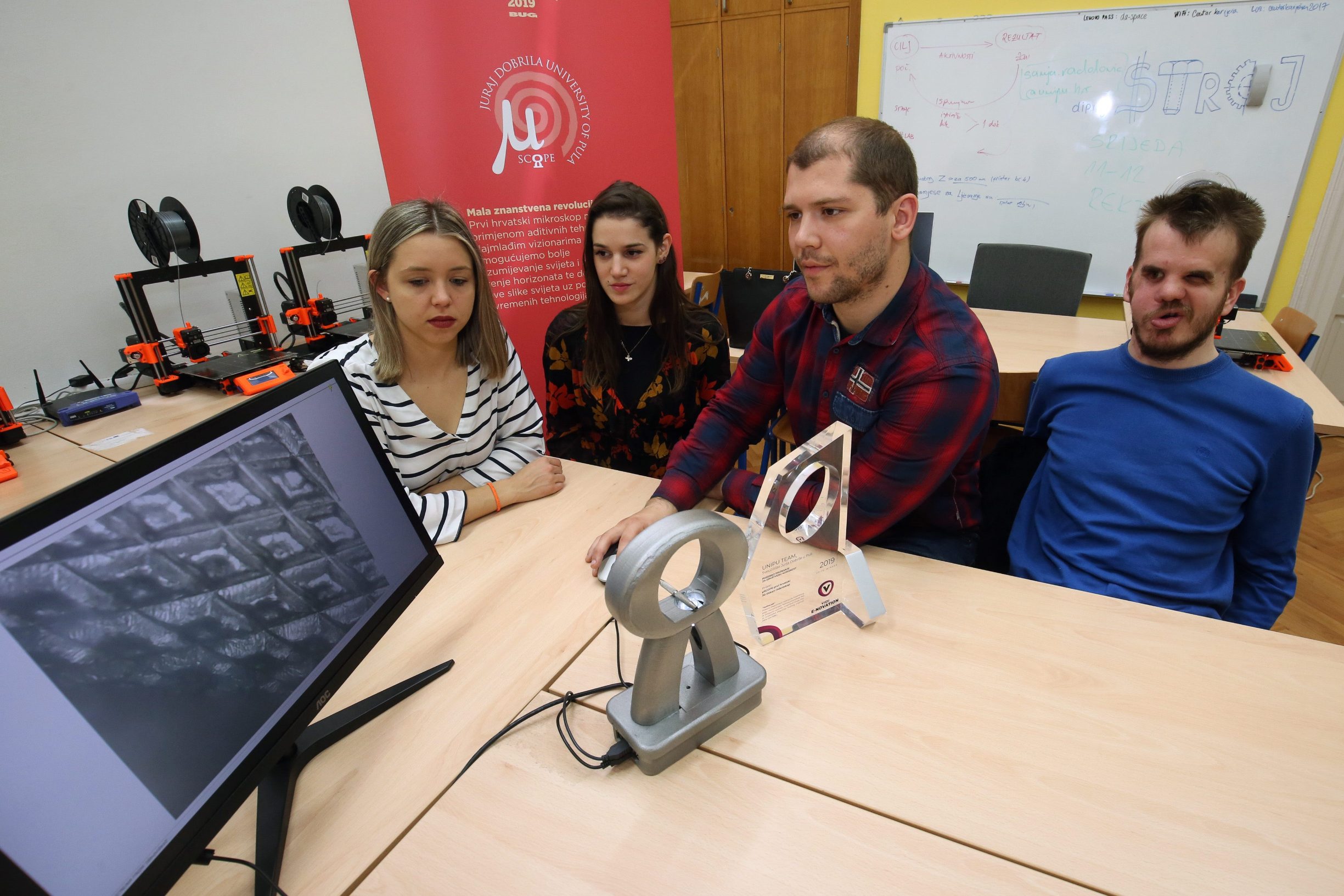 Ivan Veljović, Dalen Bernaca, Ivana Mohorović i Mieta Bobanović, koji čine ovaj tim iz Pule