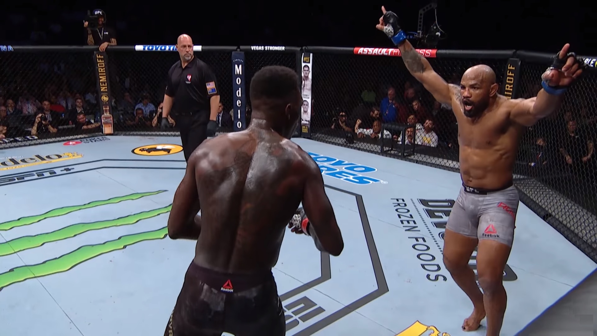 Adesanya vs. Romero