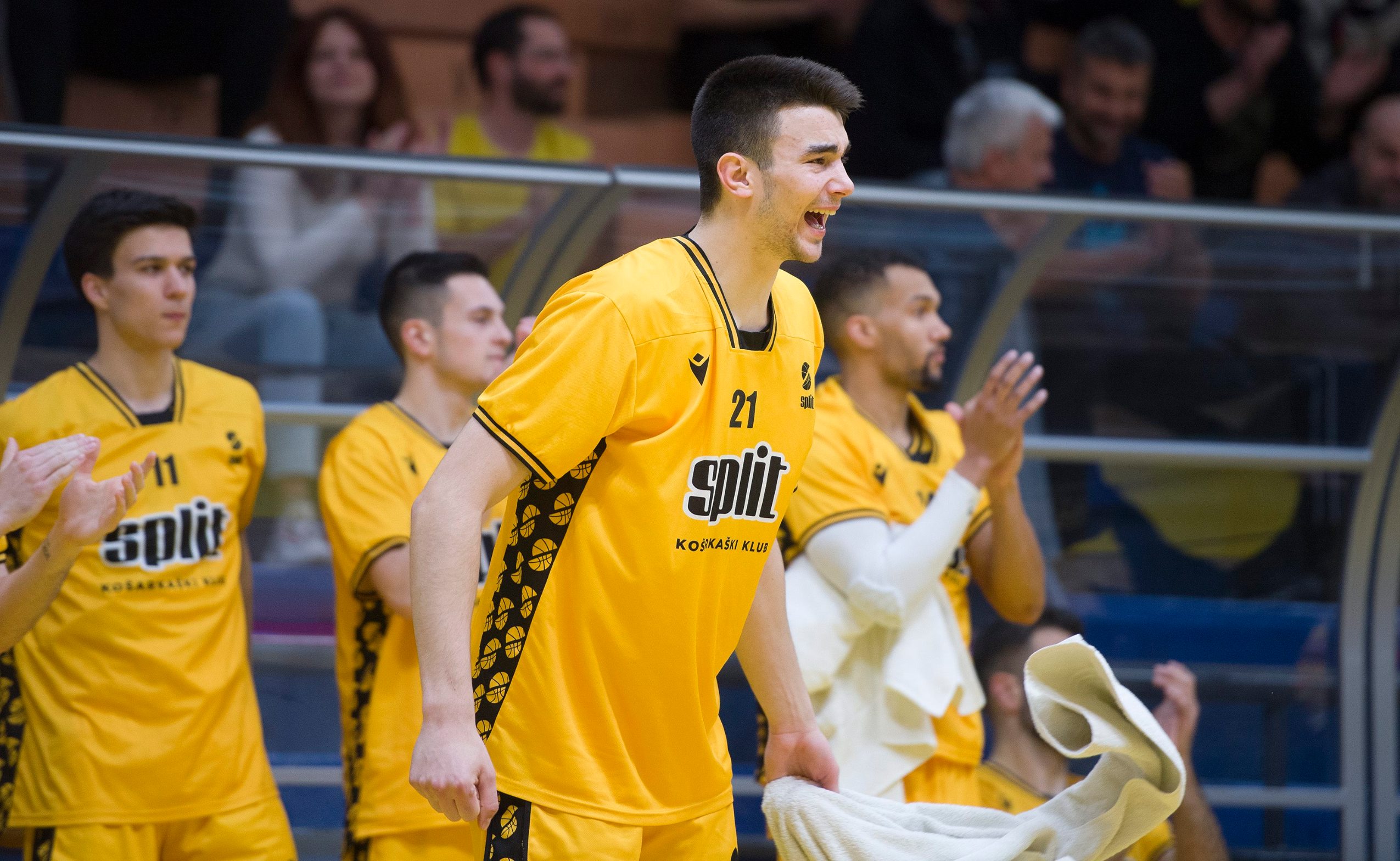 split_siroki5-110320