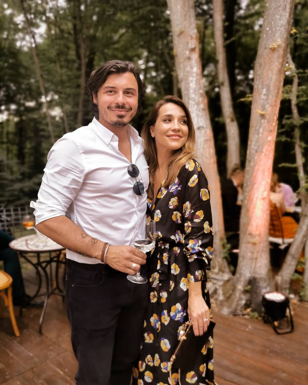 Marijana Batinić sa suprugom Matejem Pašalićem na svadbi kod prijatelja prošlog ljeta