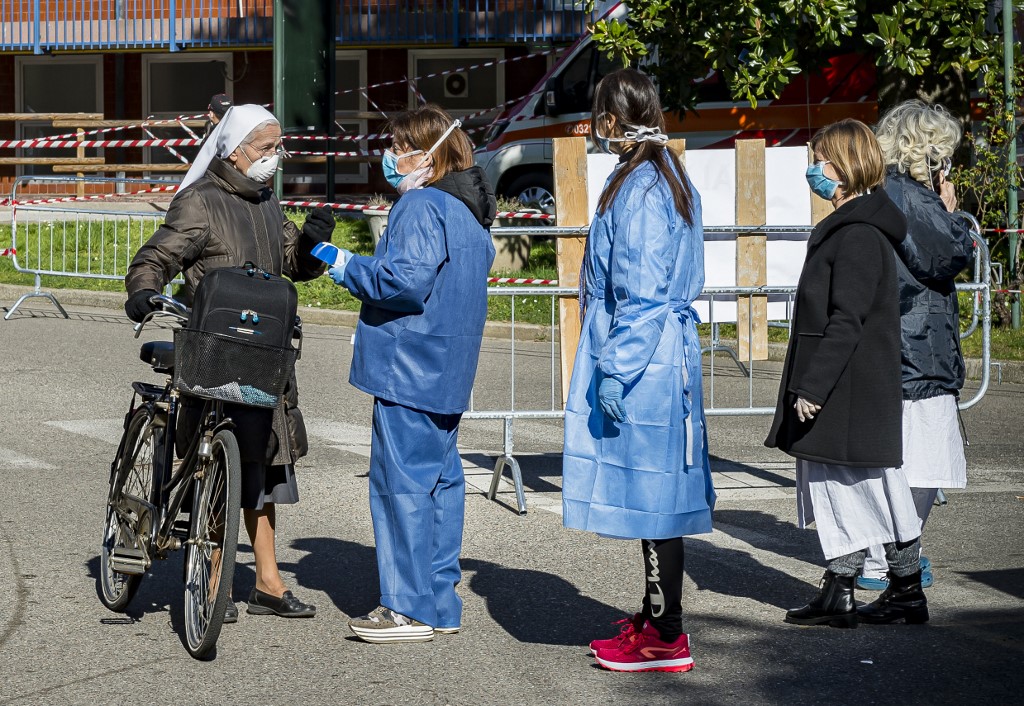 033_6194653_5e6a077e98d15