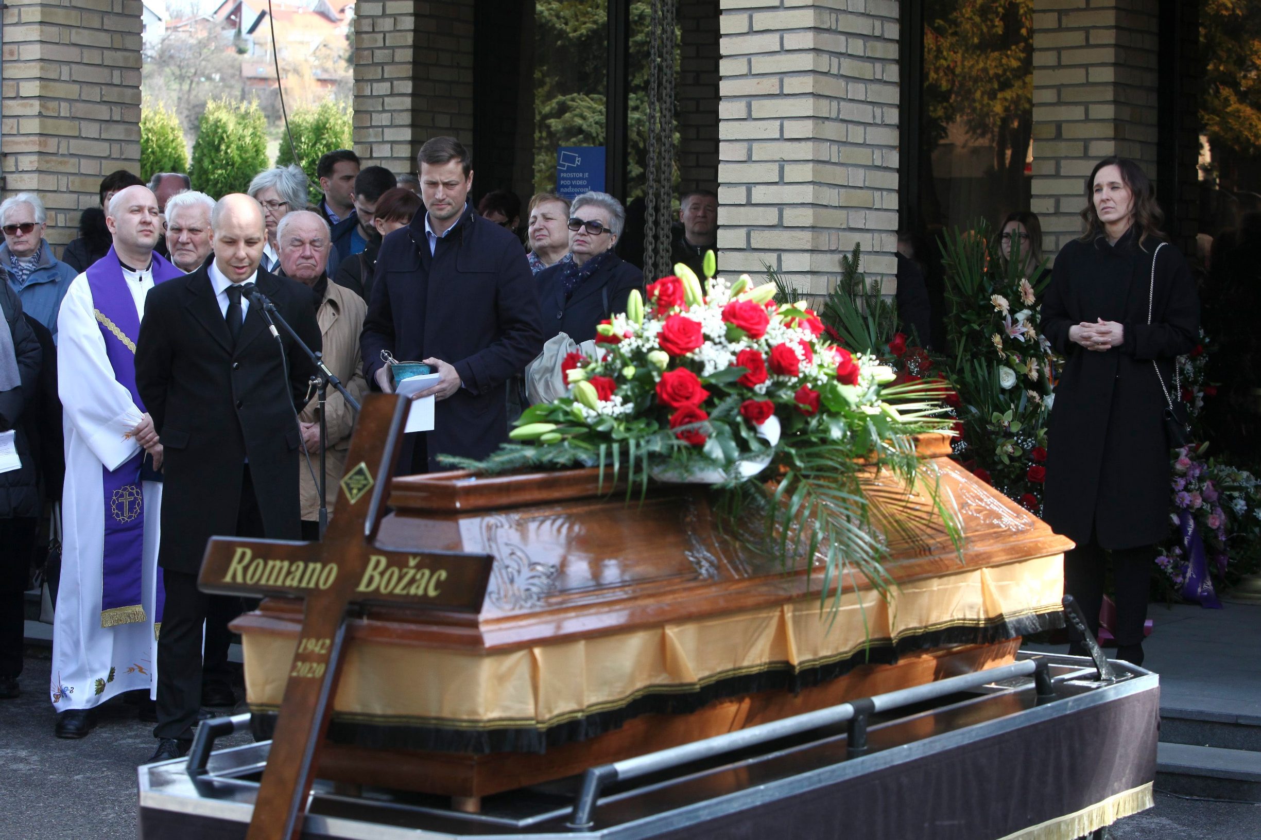 sprovod_bozac12-020320