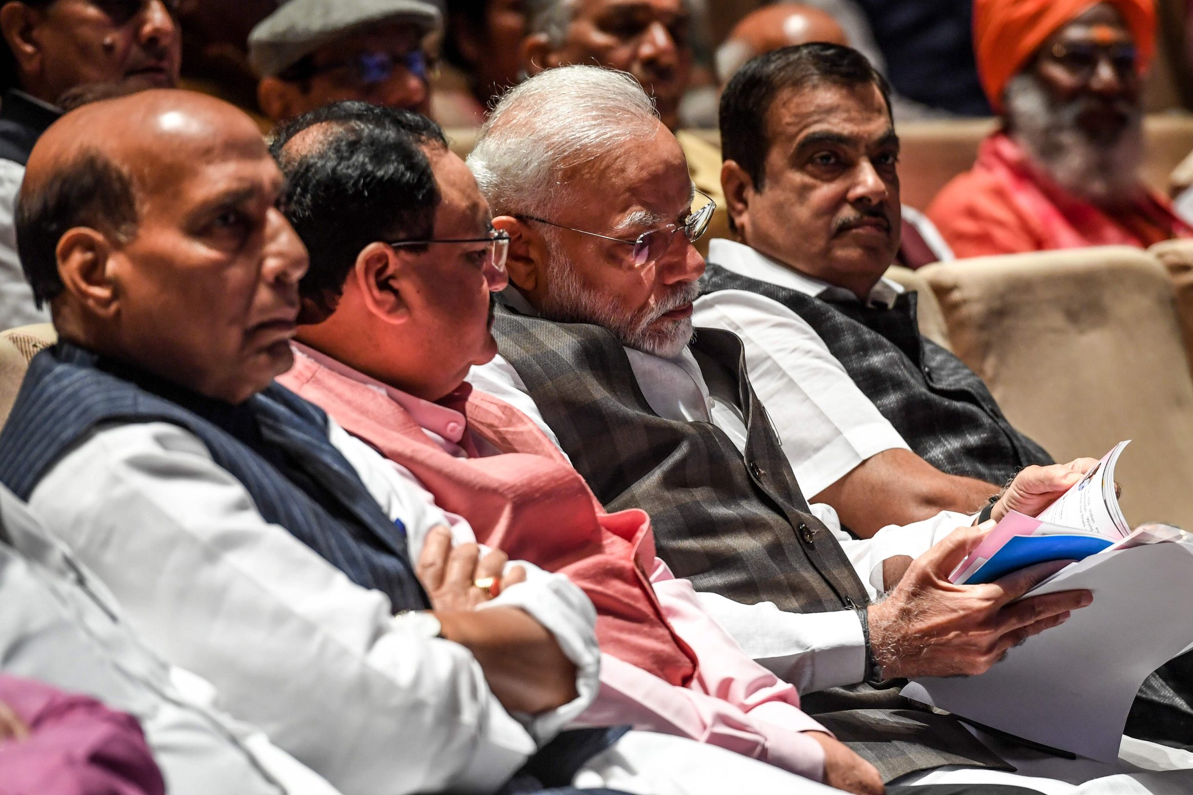 Indijski premijer Narendra Modi (treći slijeva)