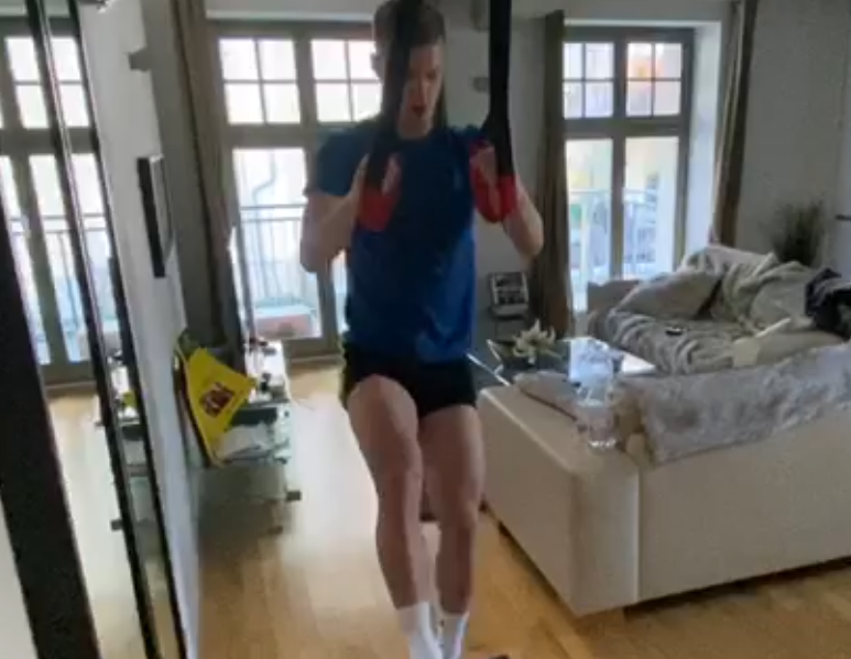 dani olmo kućni trening foto screenshot