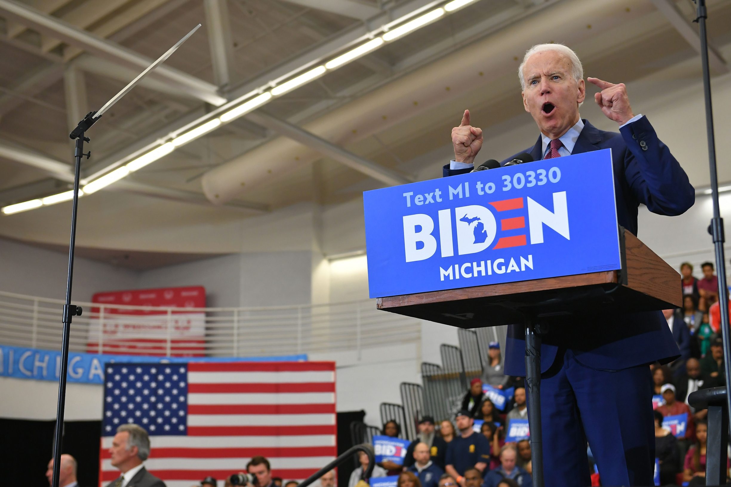 Joe Biden (na slici) uživa veću podršku od Trumpa i Sandersa, ali na nacionalnoj razini što nije garancija odlaska u Bijelu kuću