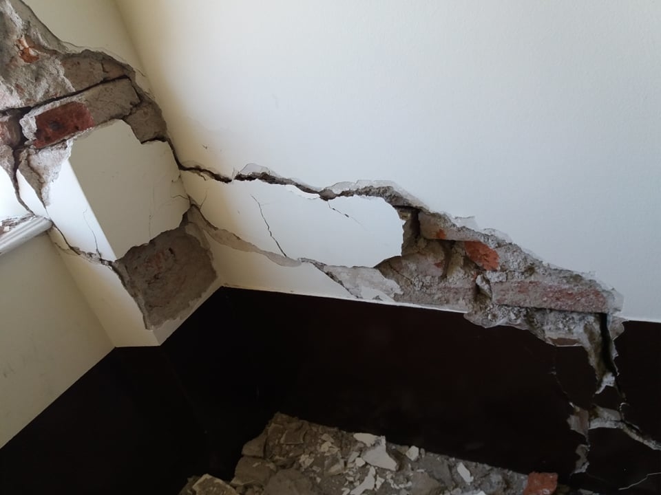 Ured prijatelja životinja oštećen je u potresu