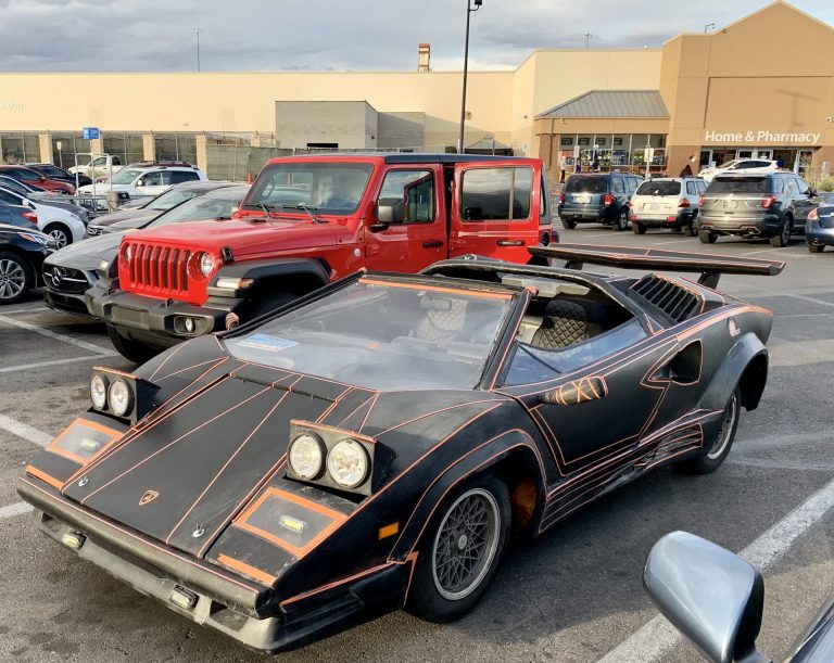 lamborghini-countach-fake-reddit-1-768x611