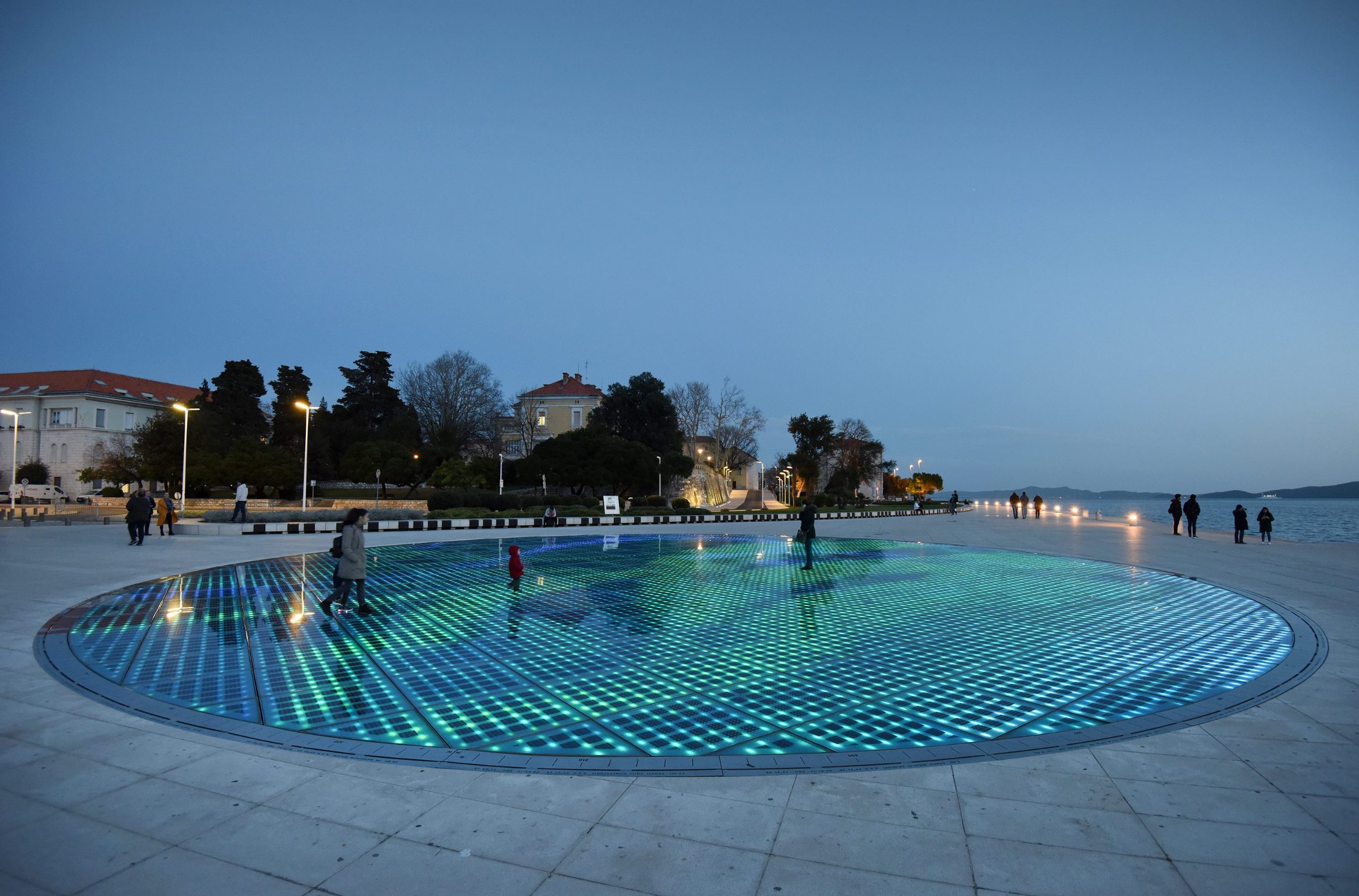 pozdrav_suncu1-030320