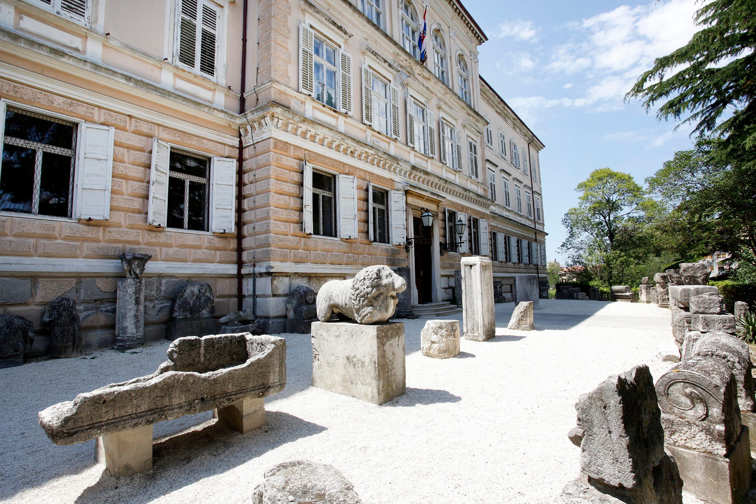 Arheološki muzej Istre