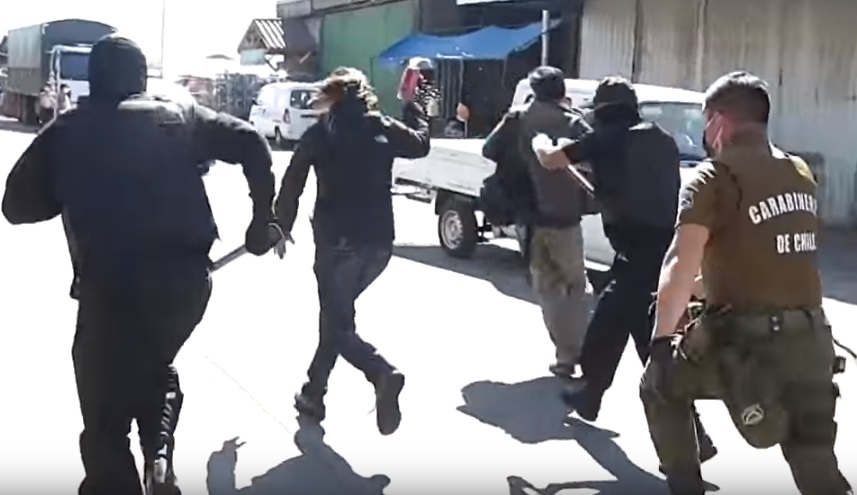 uhićena žena u Čileu