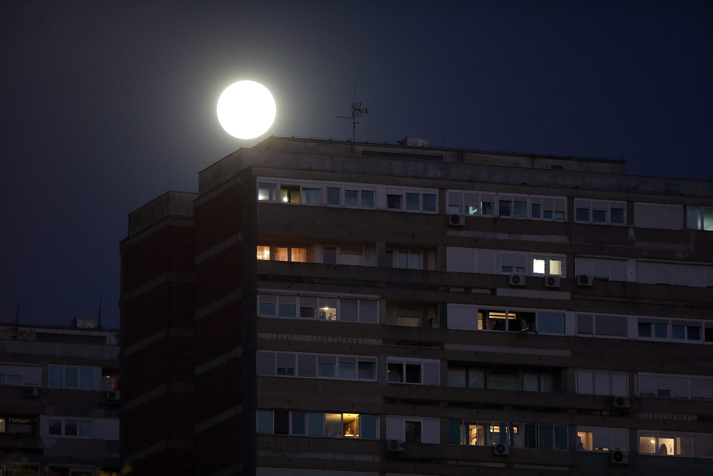 Supermjesec iznad Zagreba