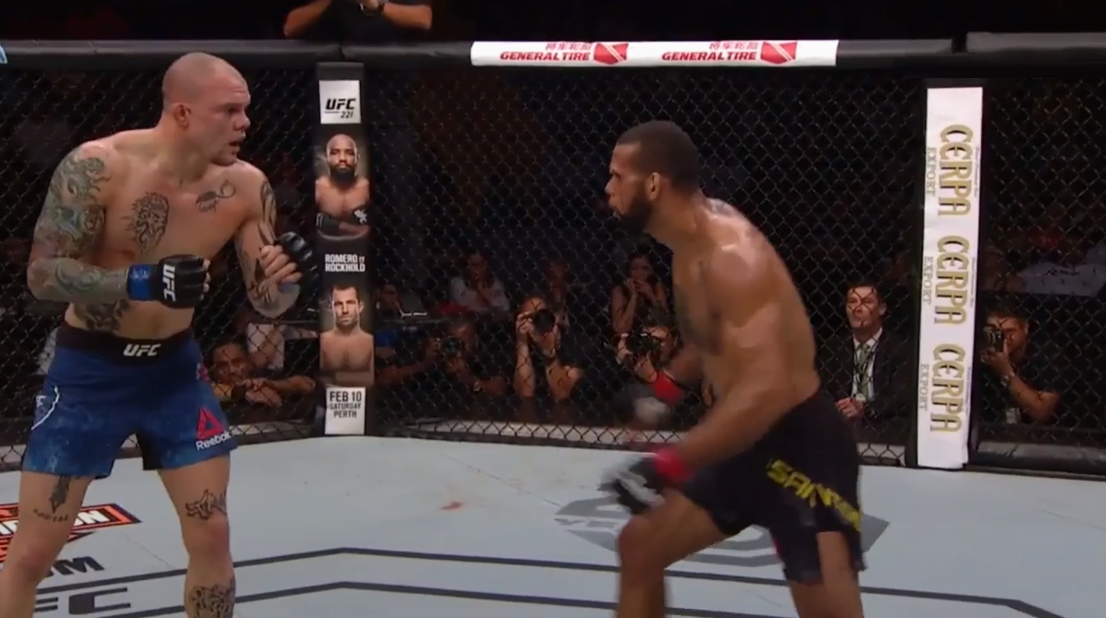 Anthony Smith vs. Thiago Santos