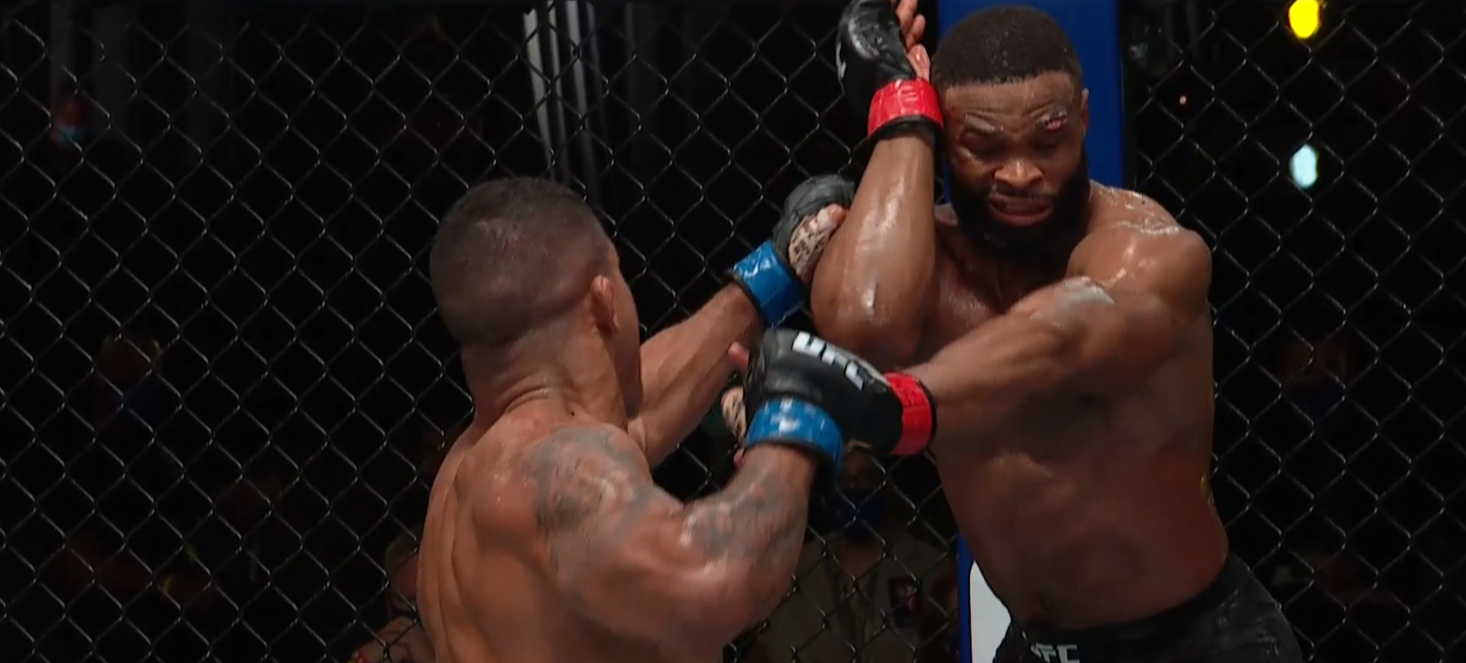 Gilbert Burns vs Tyron Woodley