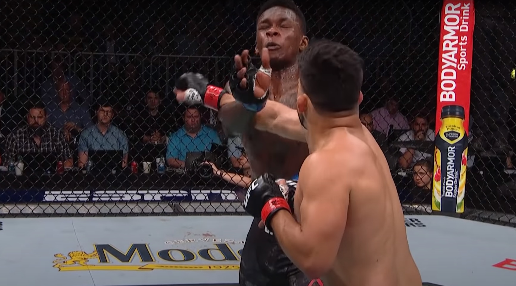 Gastelum vs. Adesanya