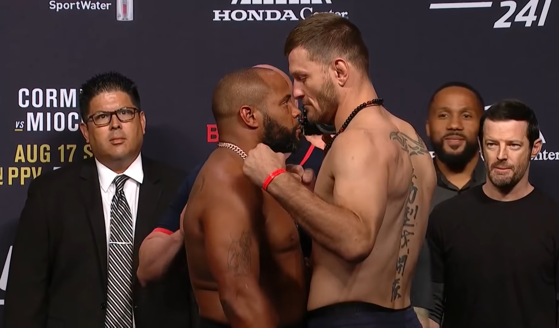 Cormier vs. Miočić