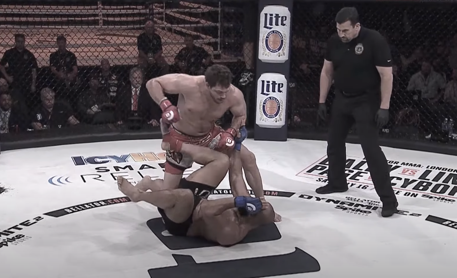 Matt Mitrione vs Carl Seumanutafa