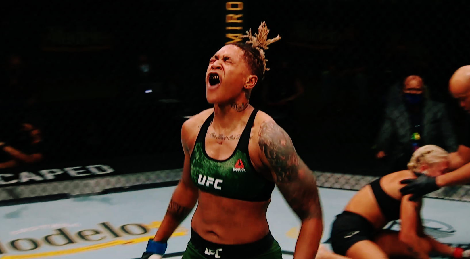 Shana Dobson vs. Mariya Agapova