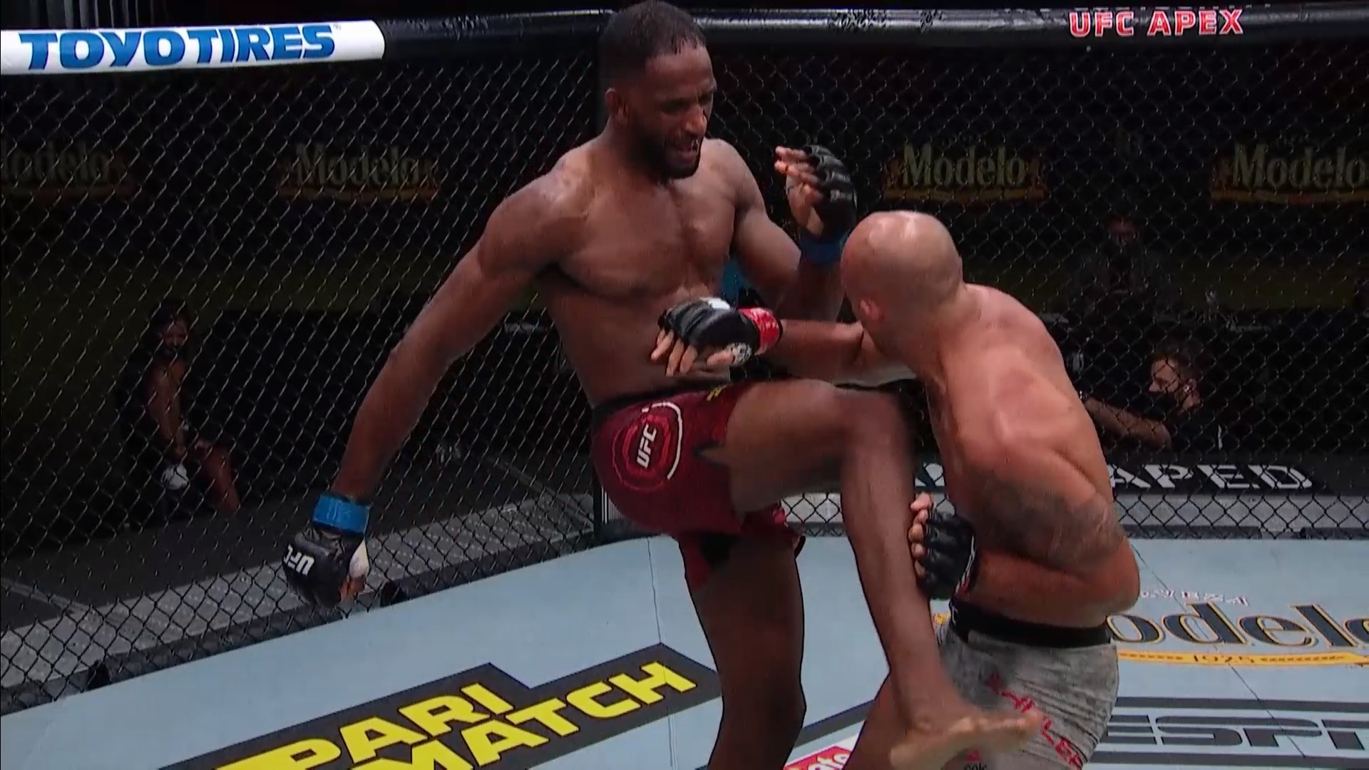 Neil Magny vs. Robbie Lawler