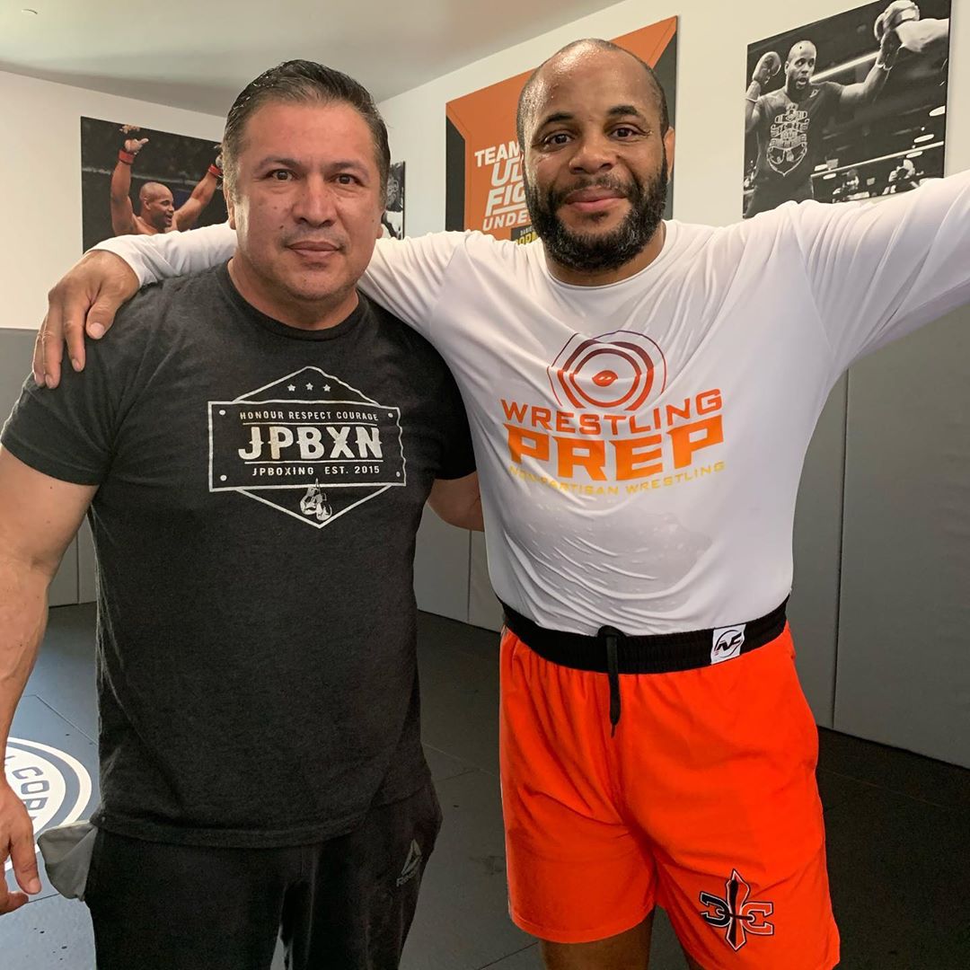 Javier Mendez i Daniel Cormier