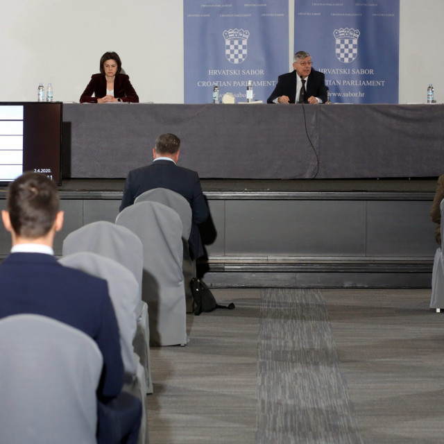 Parliament meeting where the member of parties endorsed the agreements between Croatia and the United States