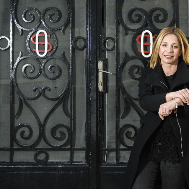 Novinarka Ivana Šilović u resotranu Nostromo