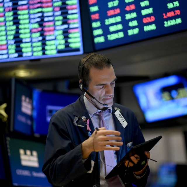 Wall Street broker