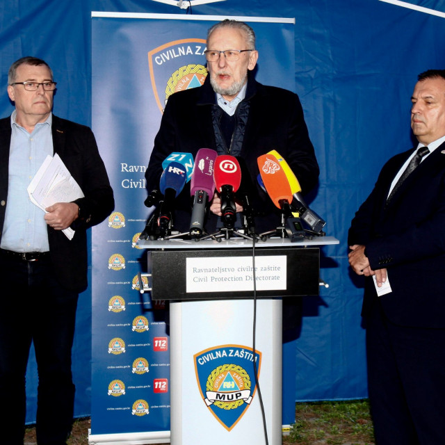 Krunoslav Capak, Davor Božinović, Vili Beroš