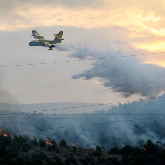 pozar_jutro05-280719