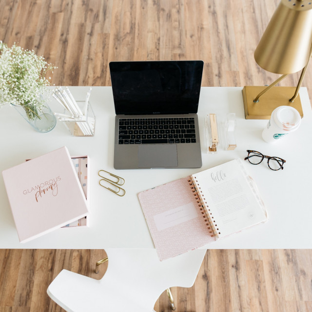 alexa-williams-RaYjMmmaSCA-unsplash