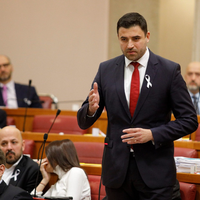 Davor Bernardić