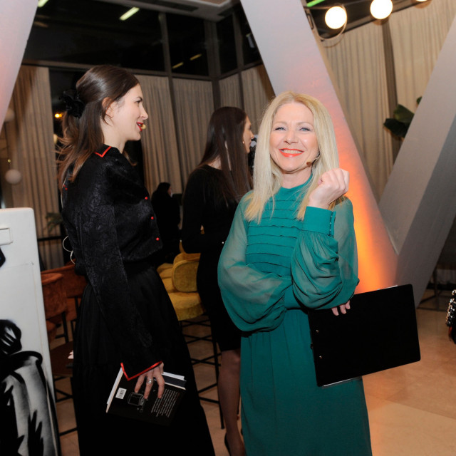 Ornela Vištica i Barbara Kolar