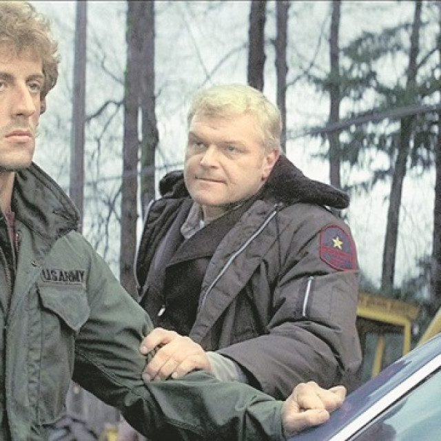 Sylvester Stallone (lijevo) i Brian Dennehy (desno) u filmu 'Rambo'