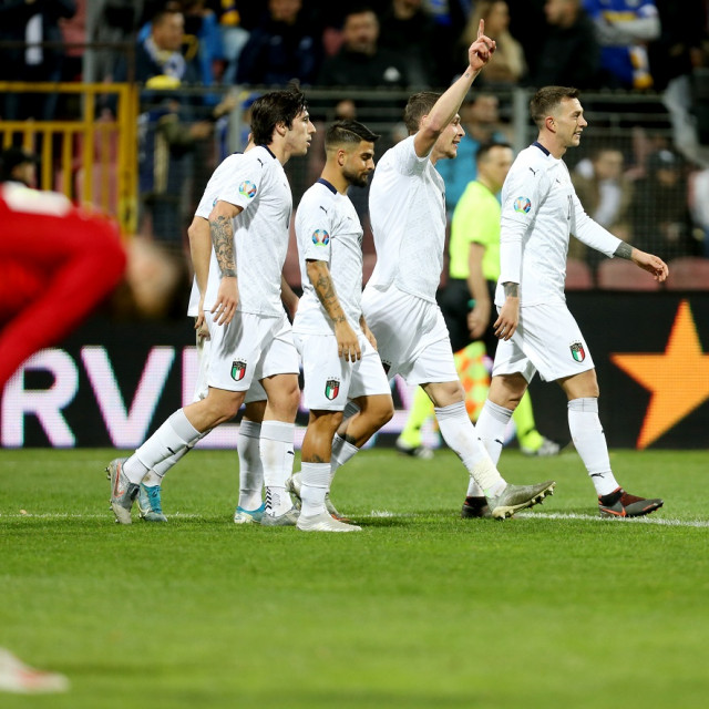 2019-11-15T210439Z_194600329_RC2XBD9WLTLL_RTRMADP_3_SOCCER-EURO-BIH-ITA-REPORT_1