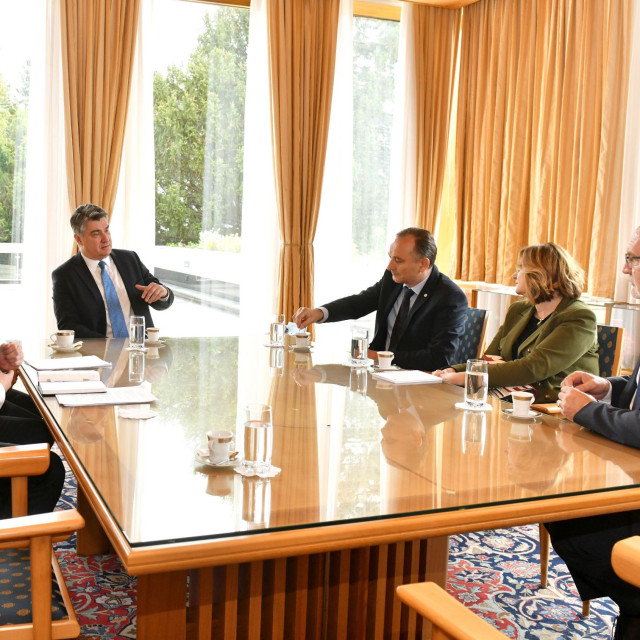 Zoran Milanović i izaslanstvo Saveza samostalnih sindikata Hrvatske 