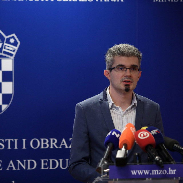 divjak_press7-191119