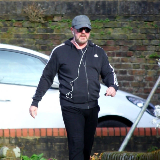 Ricky Gervais na treningu u Londonu