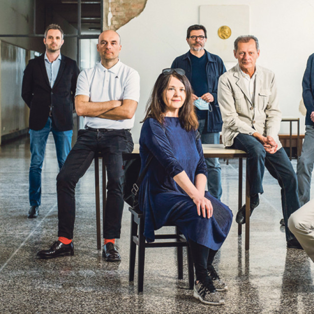 Dekan Arhitektonskog fakulteta Krunoslav Šmit i profesori Damir Krajnik, Branimir Rajčić, Sanja Filep, Bojan Baletić, Tihomir Jukić, Zoran Veršić i Mladen Jošić