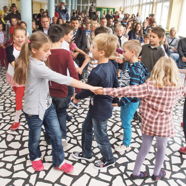 skola-varazdin-010913