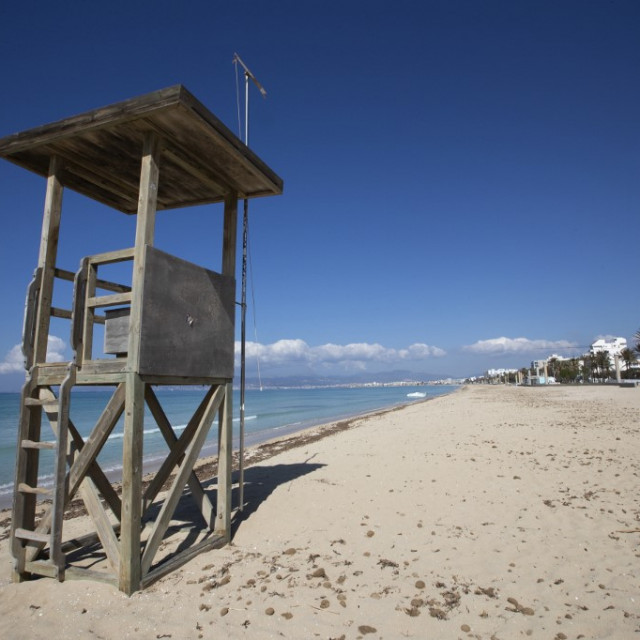 Prazna Palma Beach u Palma de Mallorci