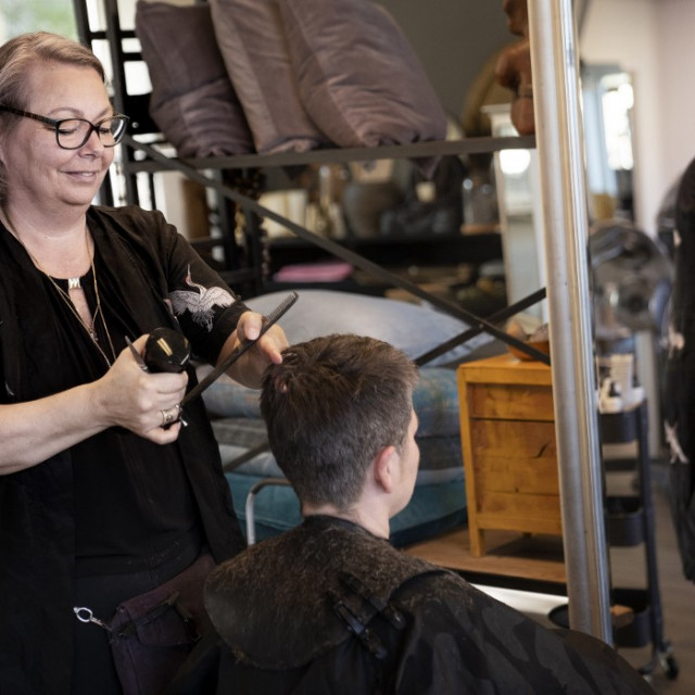 Otvoreni frizerski saloni u Danskoj