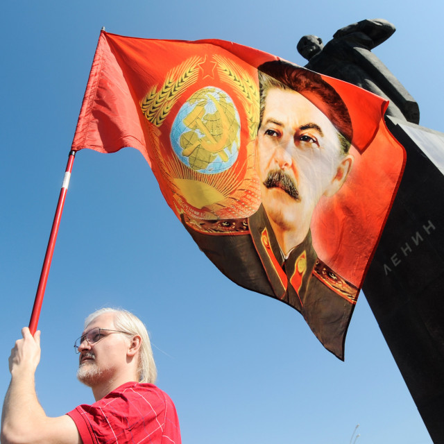 Mnogi i danas slave Staljina