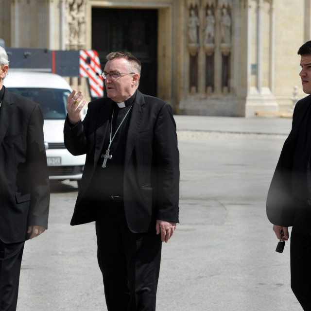 katedrala_kriz6-080520