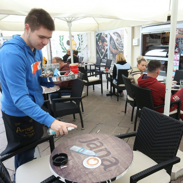 otvoreni_kafici07-110520