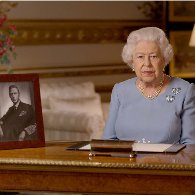 Kraljica Elizabeta II