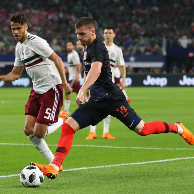 Ante Rebić trebao bi uskoro na teren